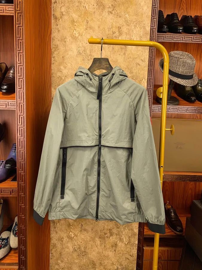 ARC TERYX Lightweight Urban Outdoor Hoodie