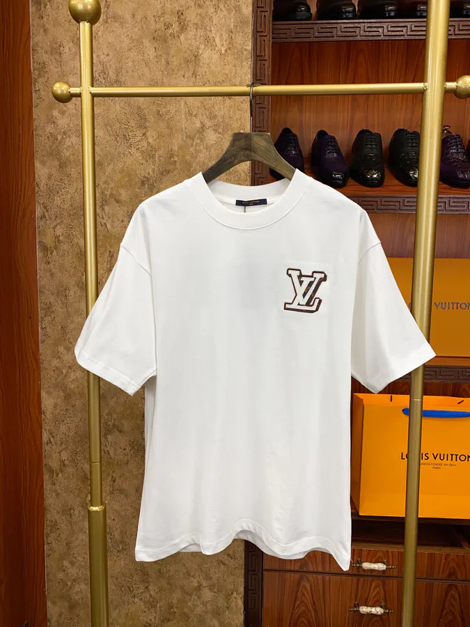 1V Leather Brand Stylish and Modern Short Sleeve for Men and Women