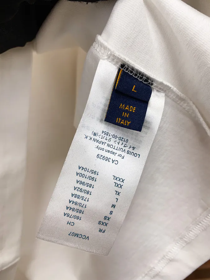 1V Leather Brand Stylish and Modern Short Sleeve for Men and Women