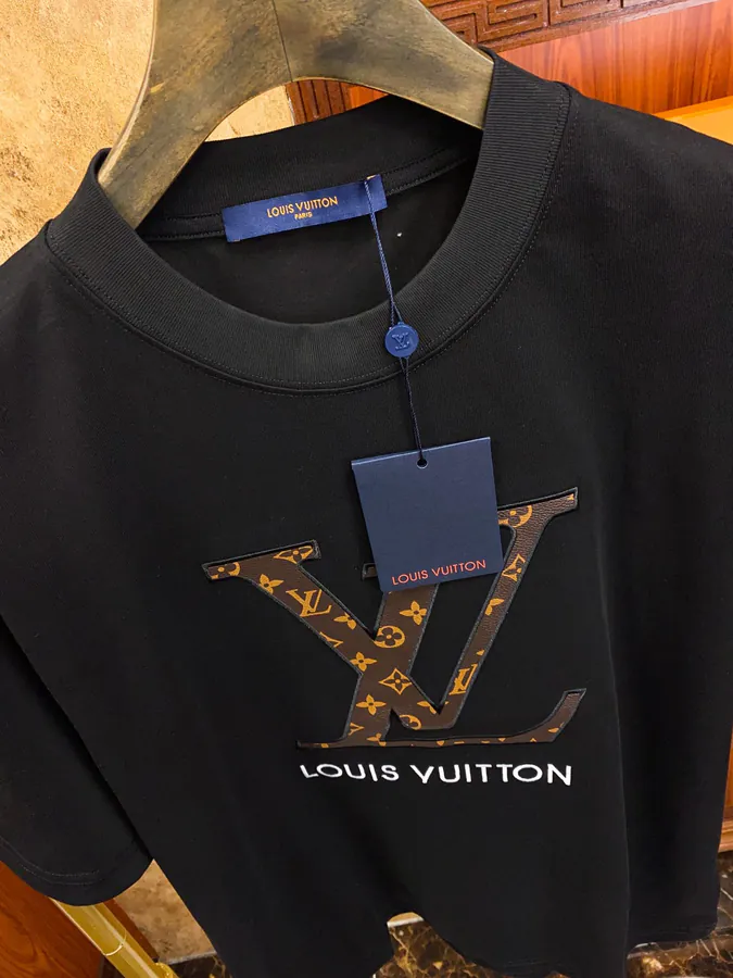 1V Luggage Brand Stylish Short Sleeve for Men and Women