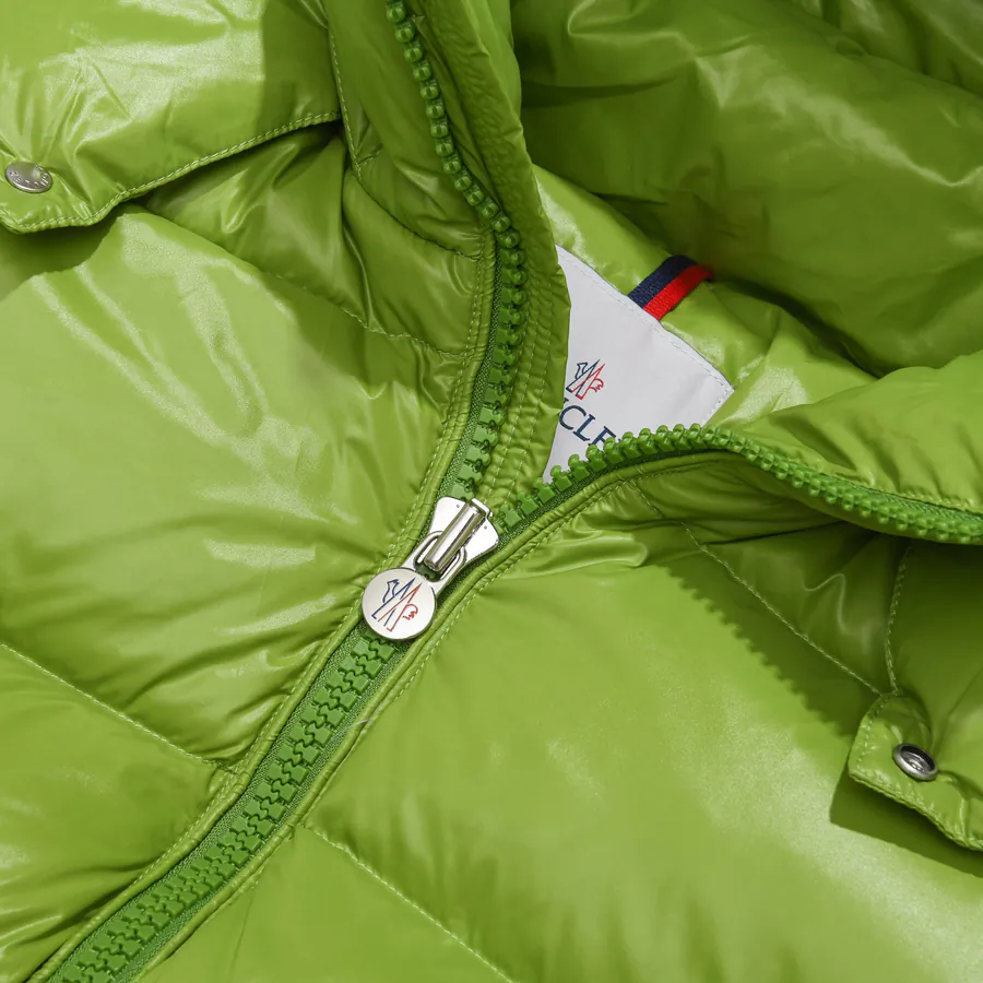 Moncler Maya Classic Winter Jacket with Clean Fit and Modern Style