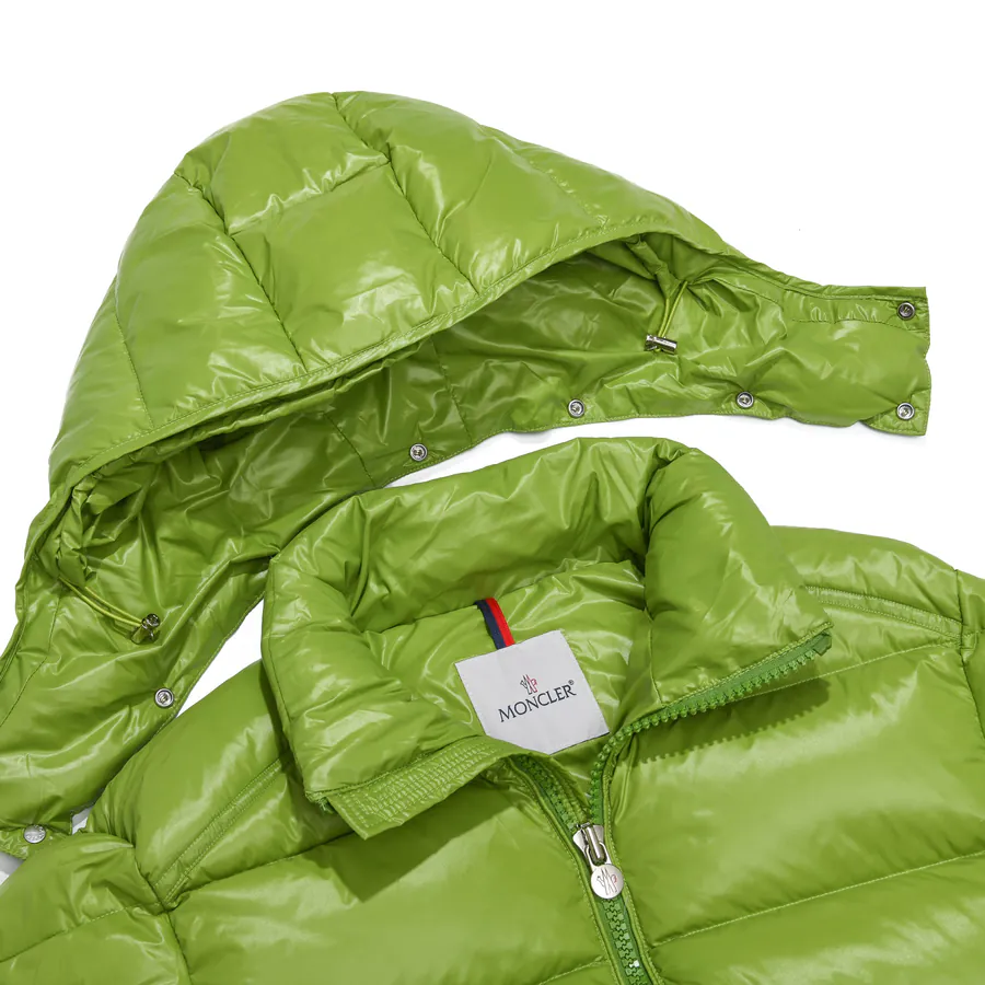 Moncler Maya Classic Winter Jacket with Clean Fit and Modern Style