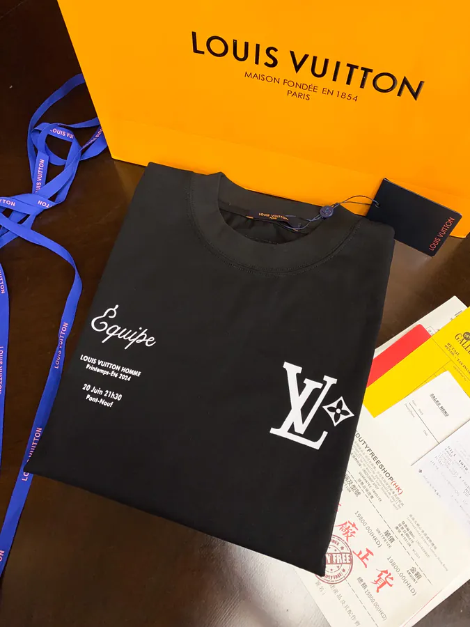 1V Luggage Premium Fabric, Fashionable and Stylish Short Sleeve