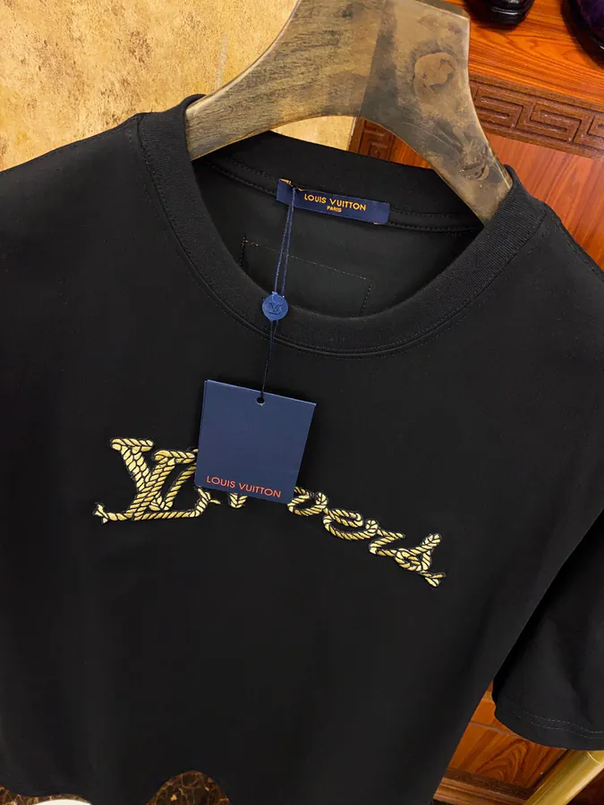 1V Luggage Stylish and Premium Short Sleeve for Men and Women