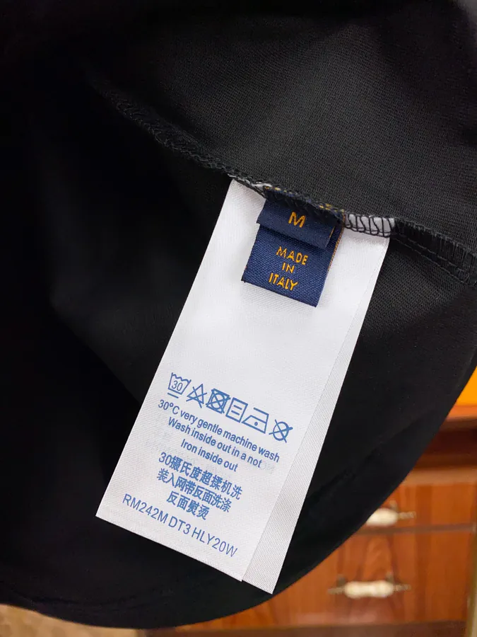 1V Luggage Stylish and Premium Short Sleeve for Men and Women