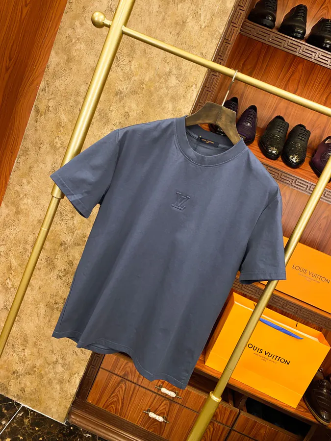 New Arrival! 1V Luggage Stylish and Trendy Unisex Short Sleeve