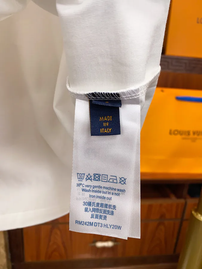 New Arrival! 1V Luggage Stylish and Modern Unisex Short Sleeve