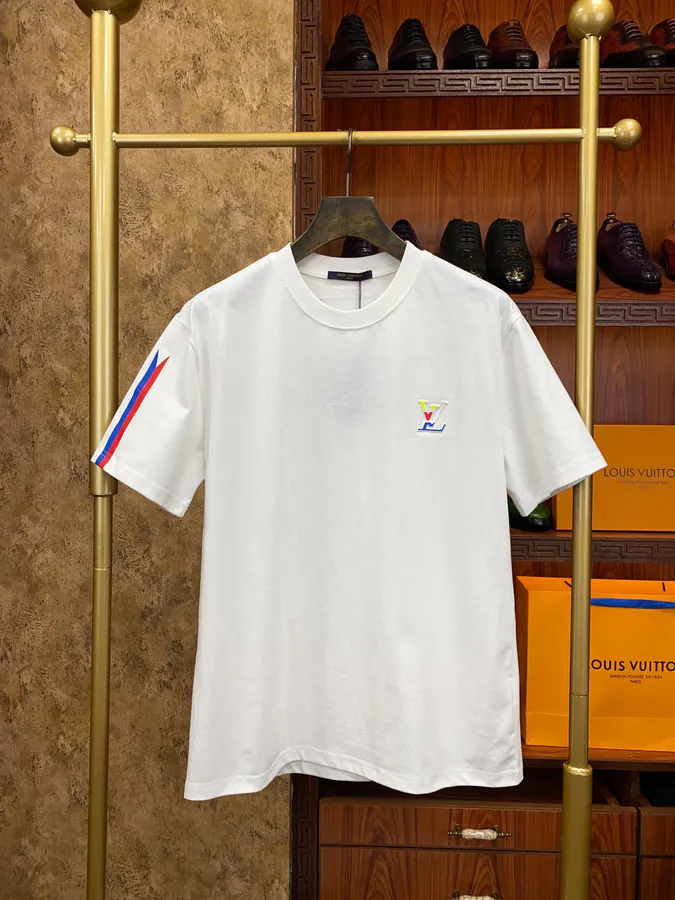 New Arrival! 1V Luggage Stylish and Modern Unisex Short Sleeve