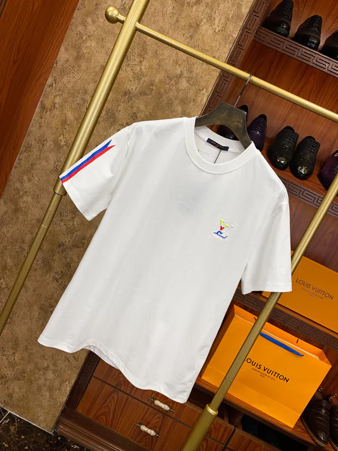 New Arrival! 1V Luggage Stylish and Modern Unisex Short Sleeve