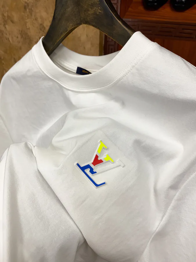 New Arrival! 1V Luggage Stylish and Modern Unisex Short Sleeve