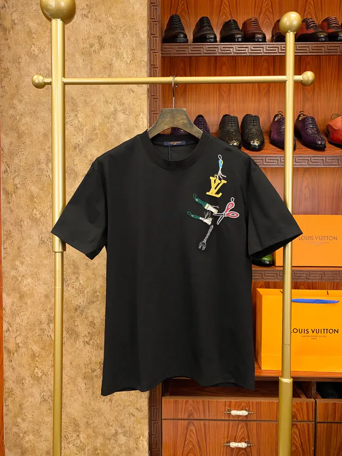 New Arrival! Premium Version 195 1V, Loro Piana, Stylish and Modern Short Sleeve