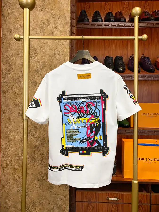 New Arrival! 1V Luggage Stylish and Modern Unisex Short Sleeve