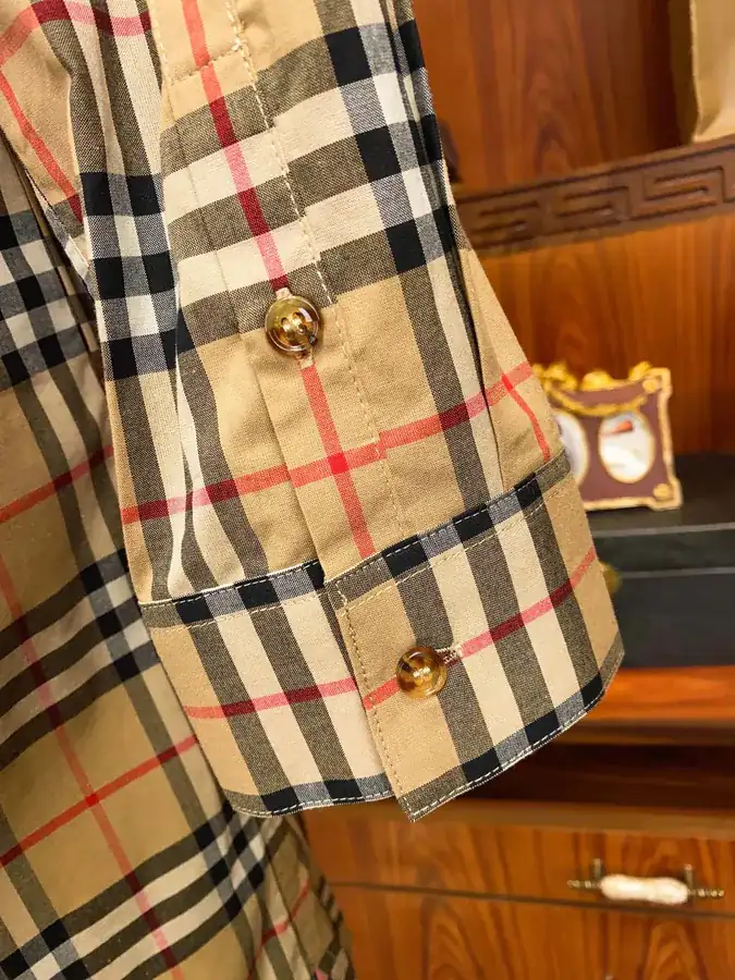 BBR Balenciaga Summer New Collection Classic Check Pattern, Elegant Silhouette, Belted Design Dress