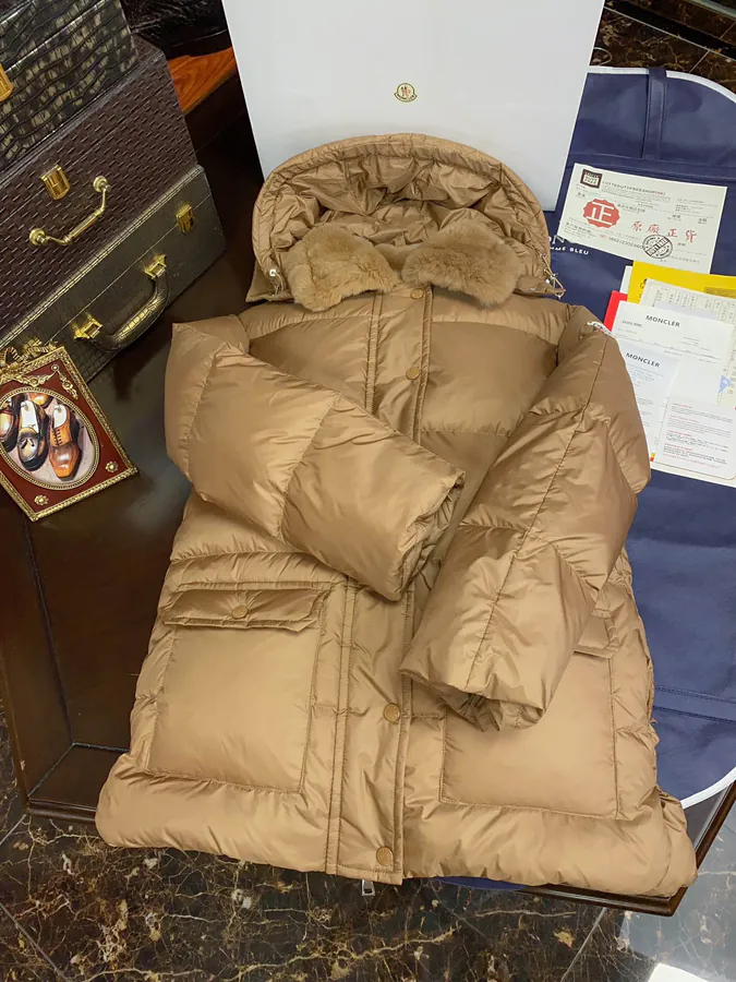 Moncler Autumn Winter New Fur Down Jacket