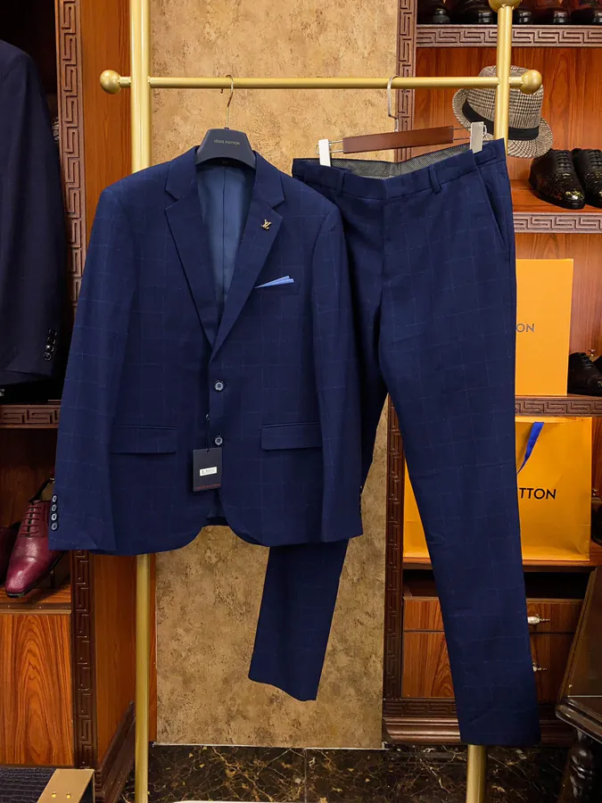 1V Armani Men's Two Piece Suit Set