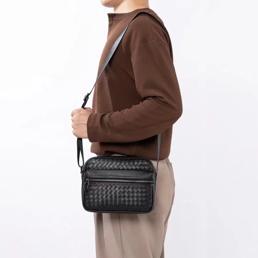 BV Handbag Premium Leather, 703B, Black