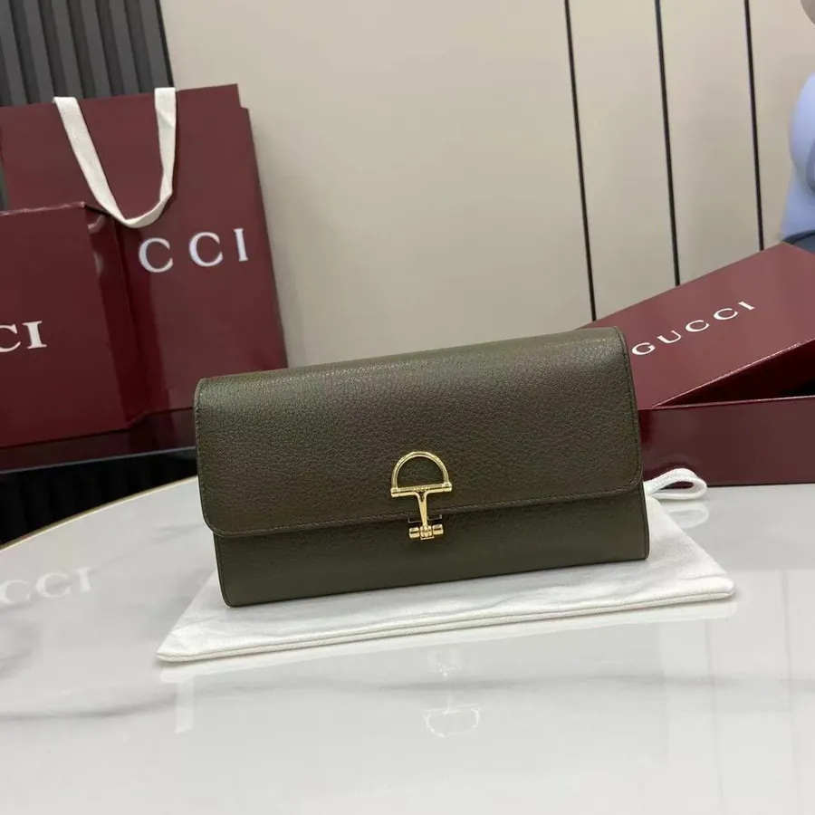 Gucci Softbit Series Shoulder Bag Large, Classic Equestrian Style
