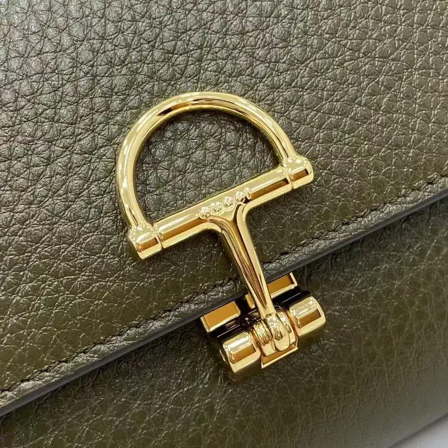 Gucci Softbit Series Shoulder Bag Large, Classic Equestrian Style