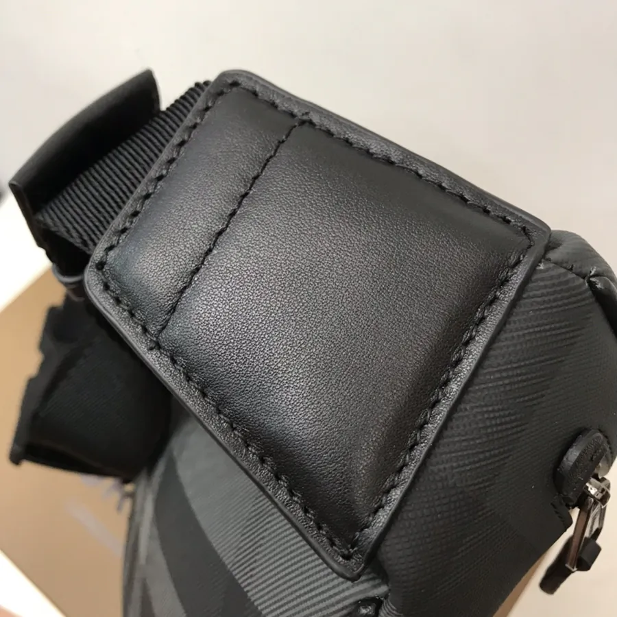 B Brand Premium Bucket Bag with Signature Grain Design