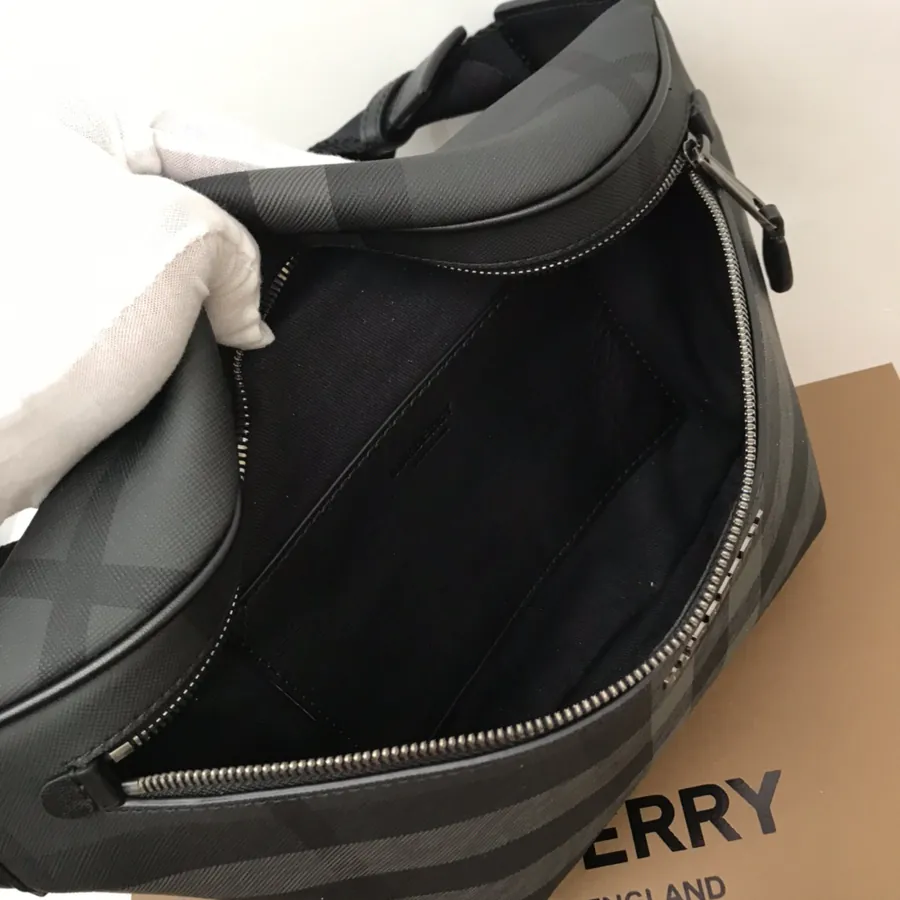 B Brand Premium Bucket Bag with Signature Grain Design