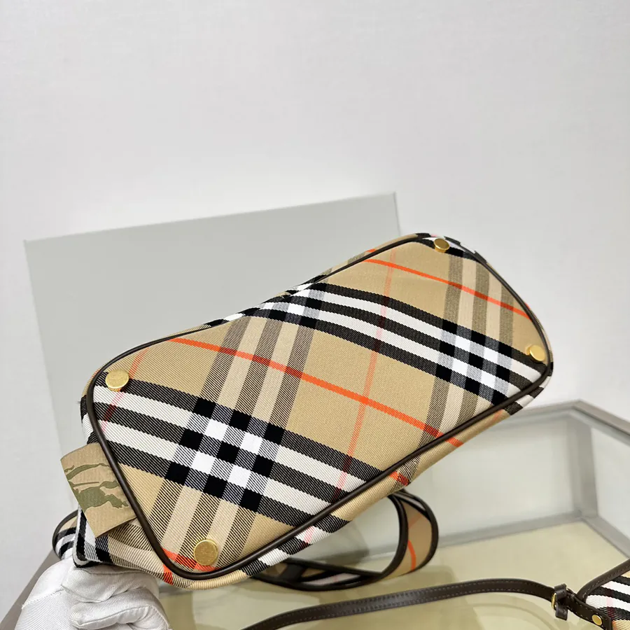 Burberry Latest Tote Bag with Soft and Structured Design