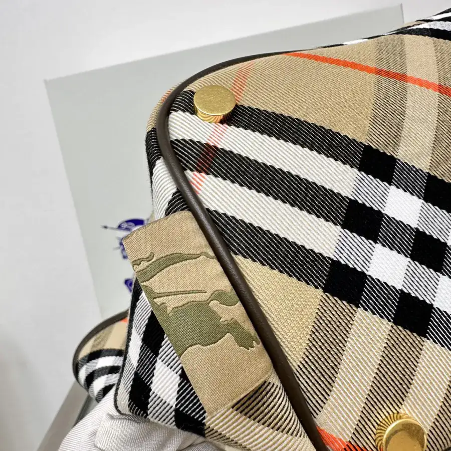 Burberry Latest Tote Bag with Soft and Structured Design