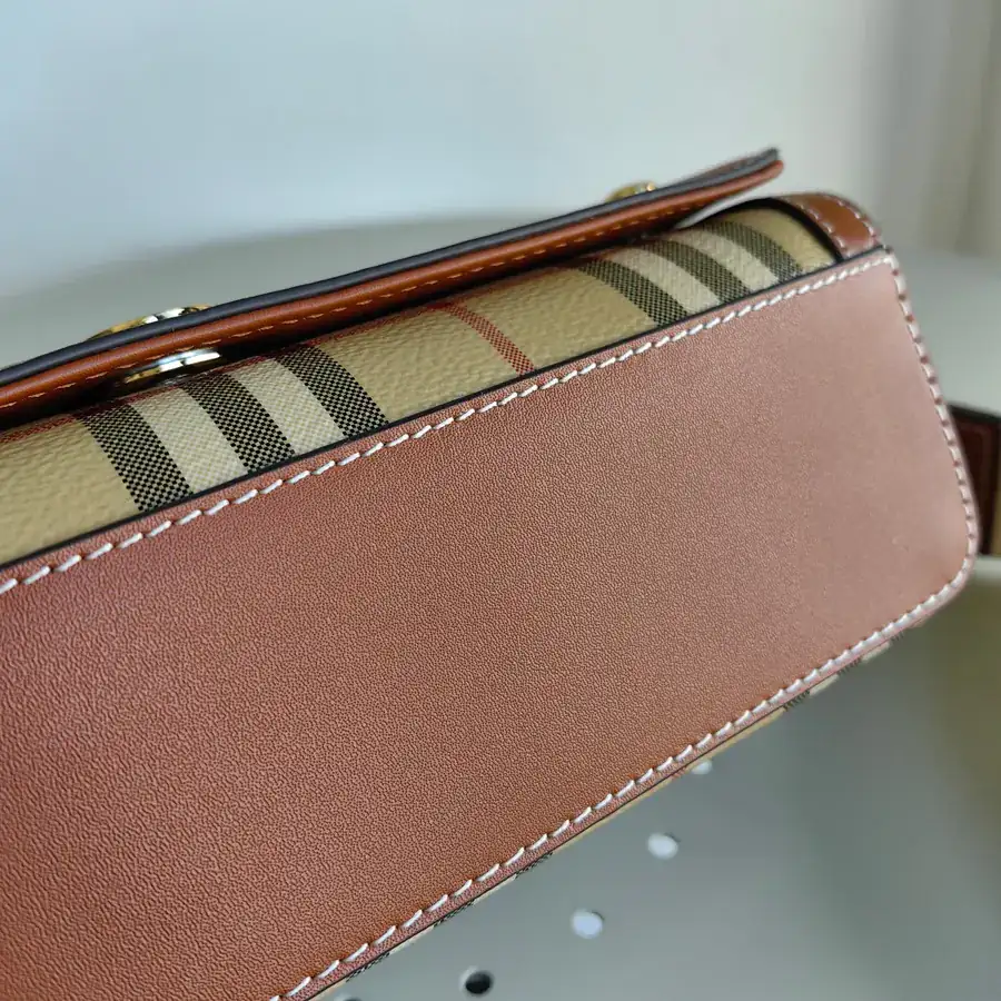 Burberry New Vintage Check Tote Bag