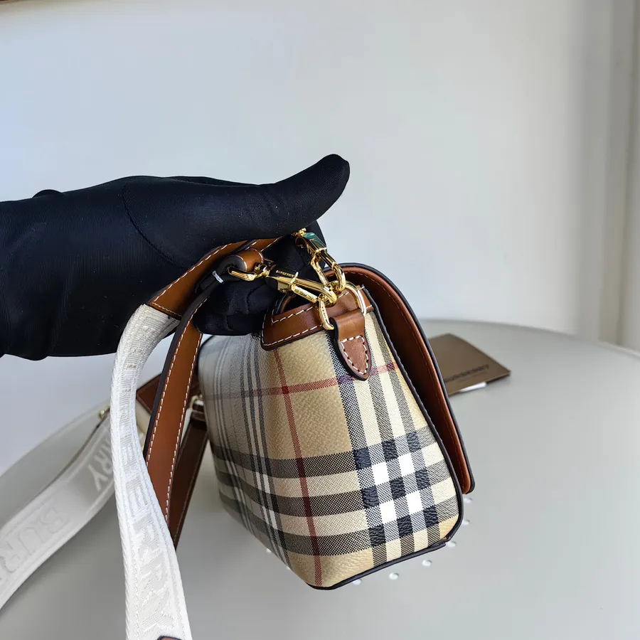 Burberry New Vintage Check Tote Bag