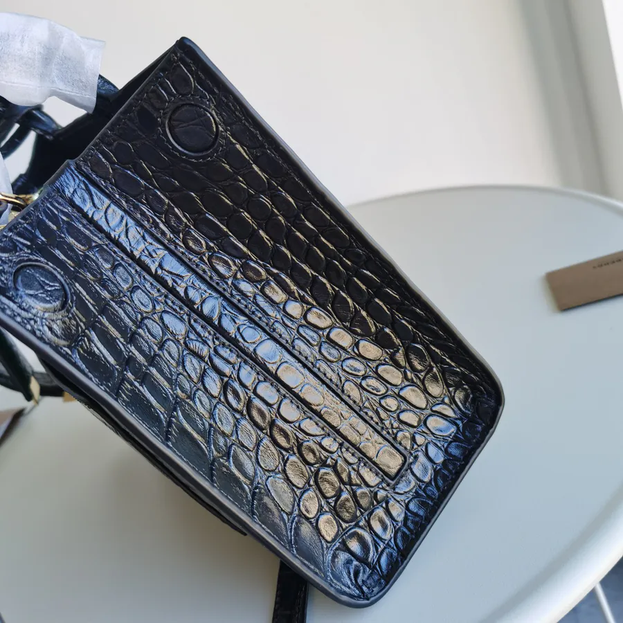 Thomas Burberry Signature Tote Bag with Grained Calfskin
