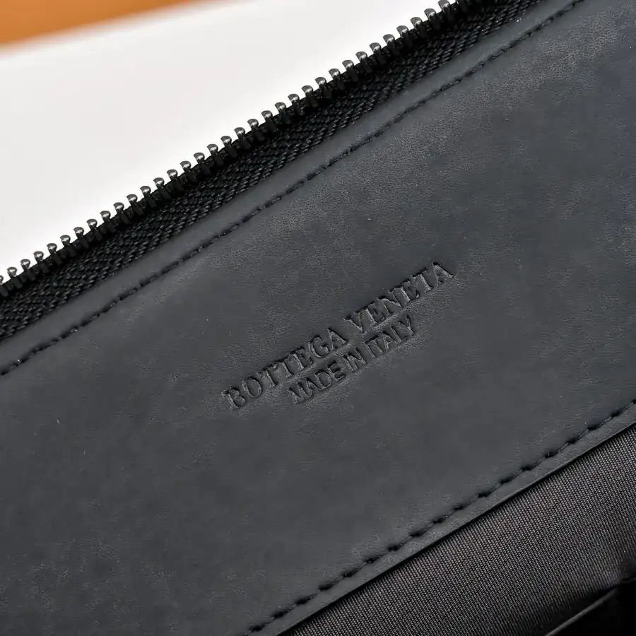 Bottega Veneta Latest Handbag Premium Material, Soft Touch, Official Steel Hardware