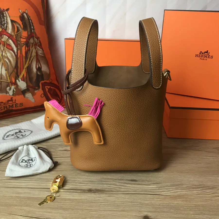Hermes Picotin Lock in Grained Calfskin