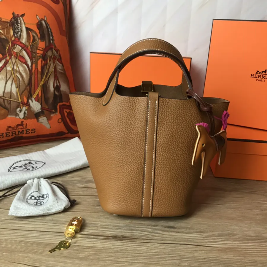 Hermes Picotin Lock in Grained Calfskin