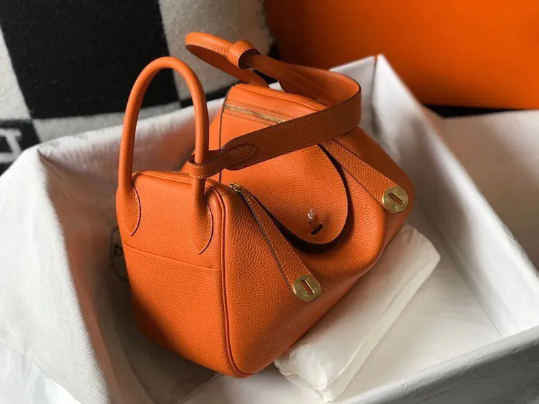 Hermès Lindy in Top Grain Calfskin