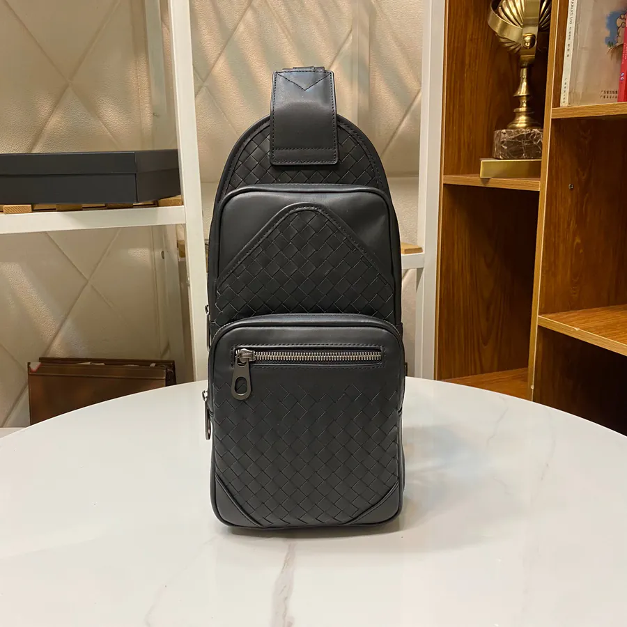 440BV Men's Chest Bag Original Quality