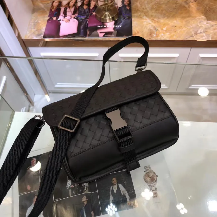 BV Latest Men's Shoulder Crossbody Bag