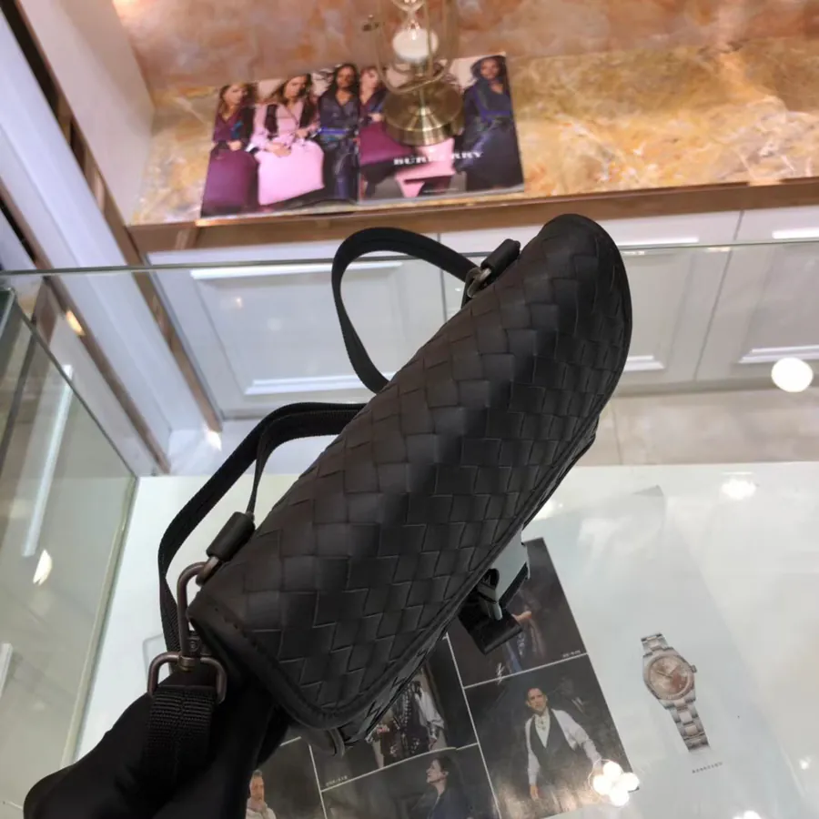 BV Latest Men's Shoulder Crossbody Bag