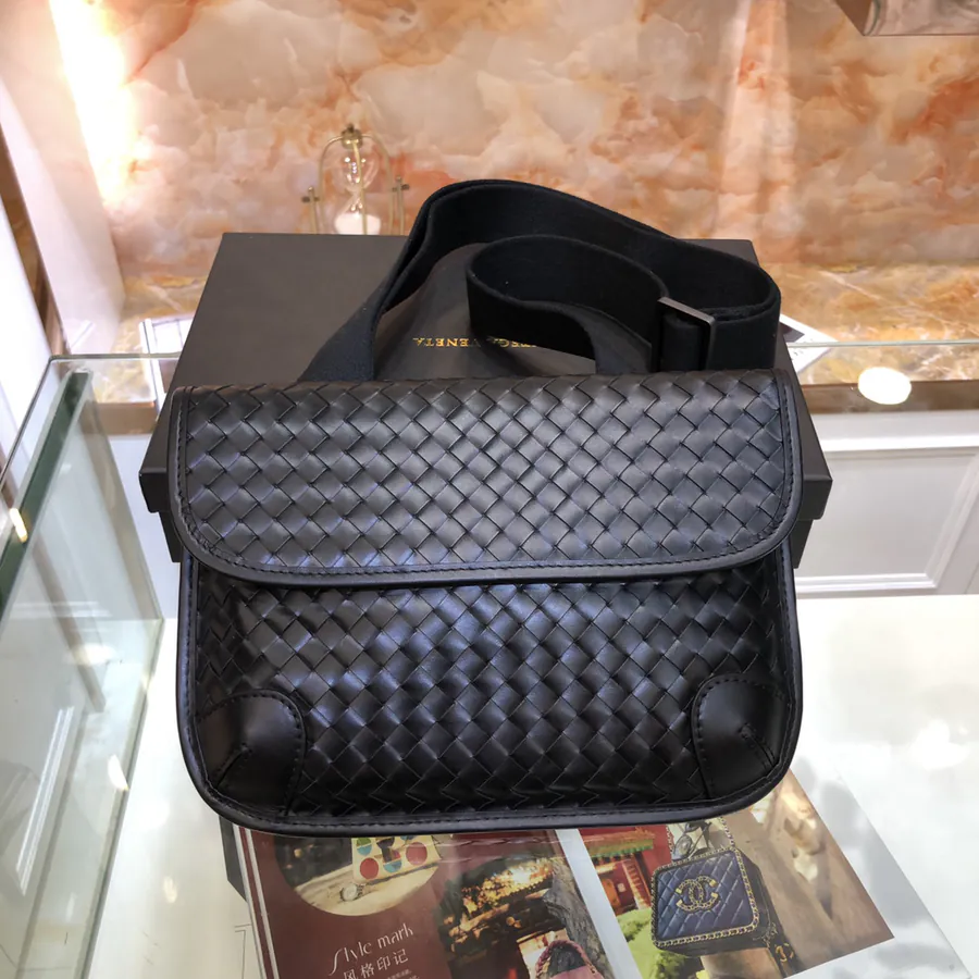 BV Official Men's Shoulder Bag Modern and Stylish