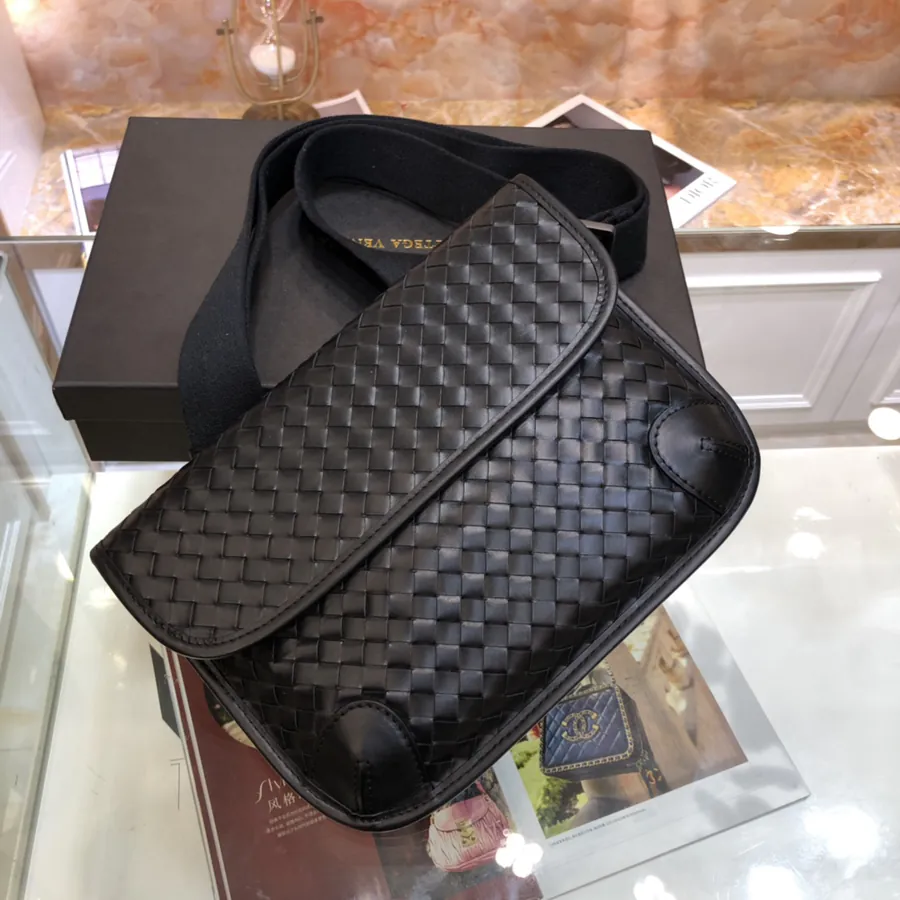 BV Official Men's Shoulder Bag Modern and Stylish
