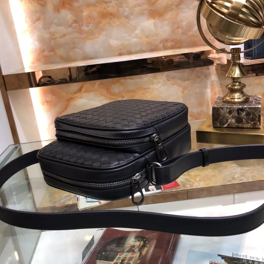 BV Men's Camera Crossbody Bag Classic Design, No Logo