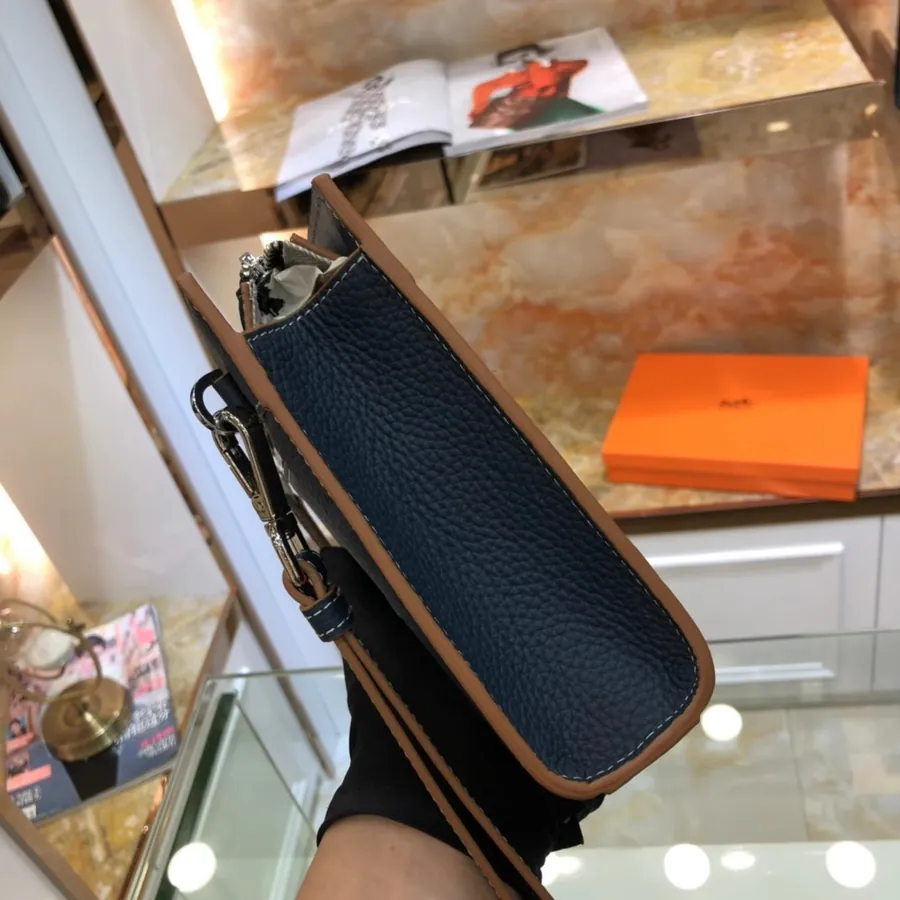 8400 H Home Latest Handbag