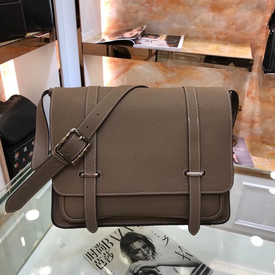 H Family Latest Men's Shoulder Bag with Crossbody Design