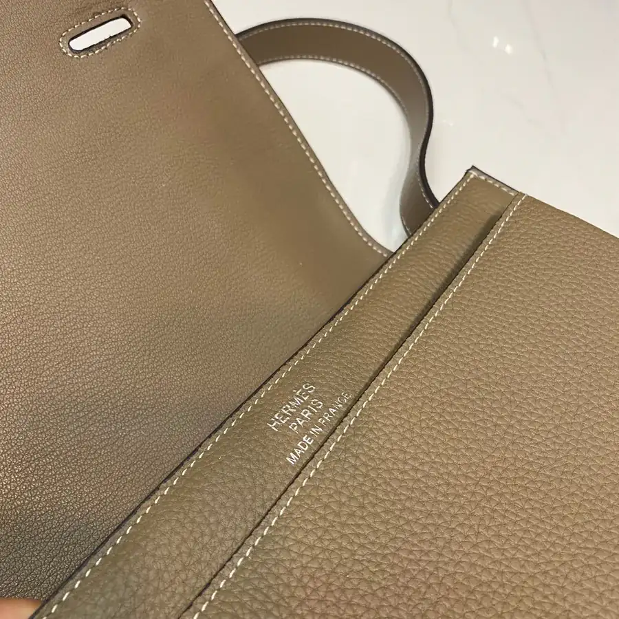 82372 Small Men's Shoulder Bag