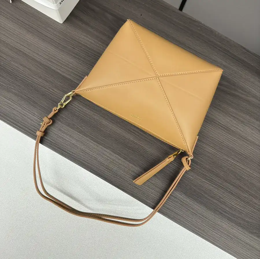 Lewell New Puzzle Fold Pouch