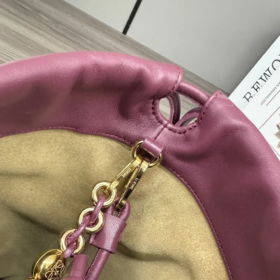 Flamenco Purse Bucket Bag in Soft Nappa Leather