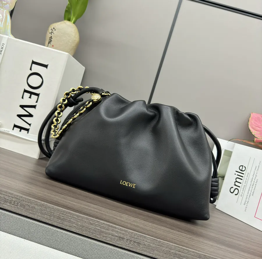 Flamenco Purse in Soft Nappa Sheepskin