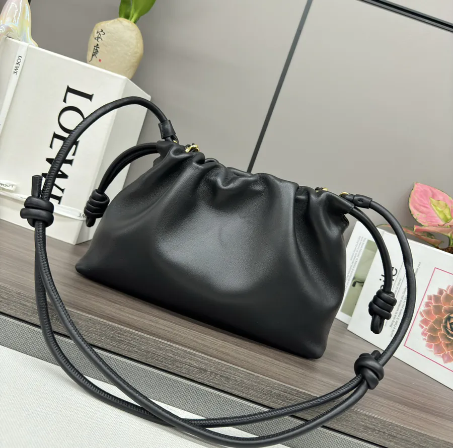 Flamenco Purse in Soft Nappa Sheepskin