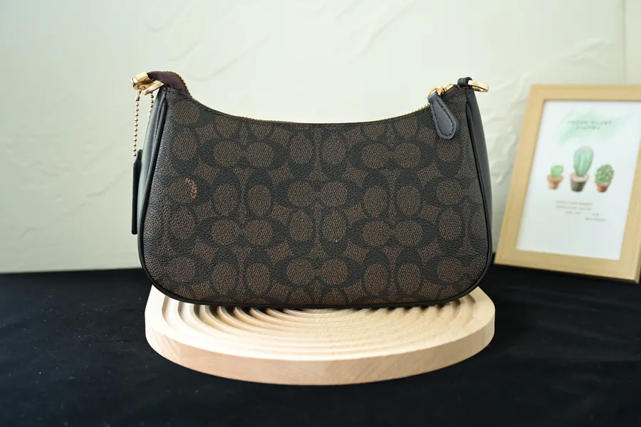 Coac New Arrival TERI Crossbody Bag