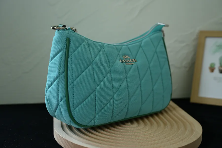 CBG86 Teri Crossbody Bag Ole