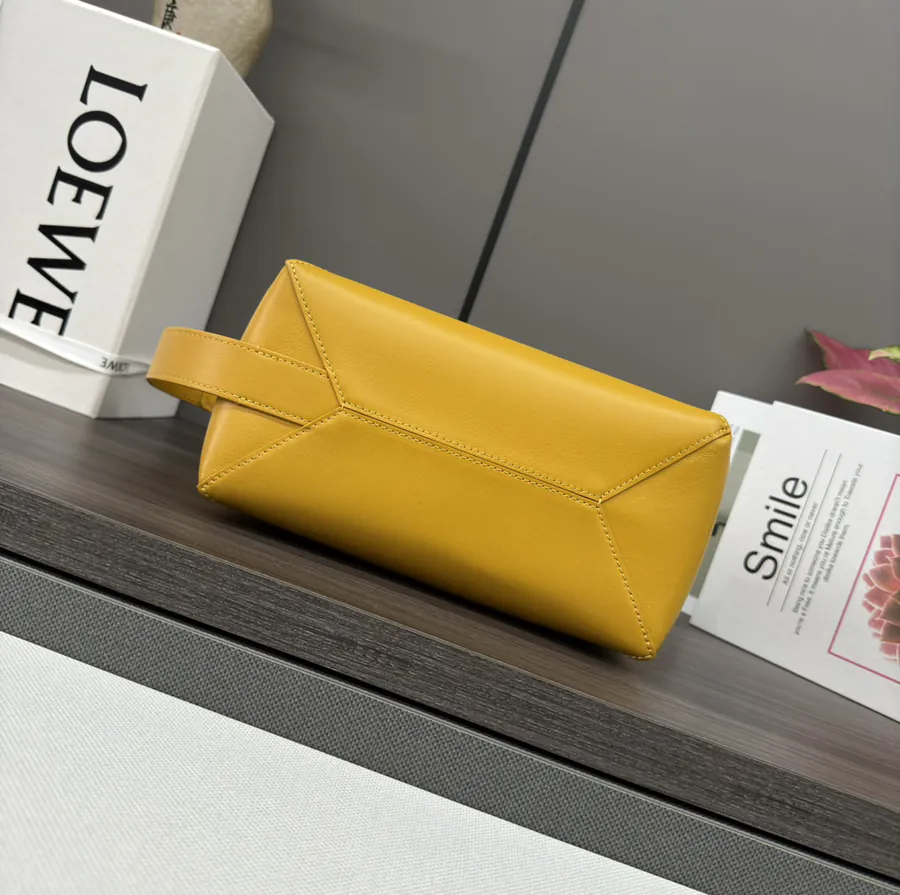 LO℮w℮ New Puzzle Fold Inspired Washbag