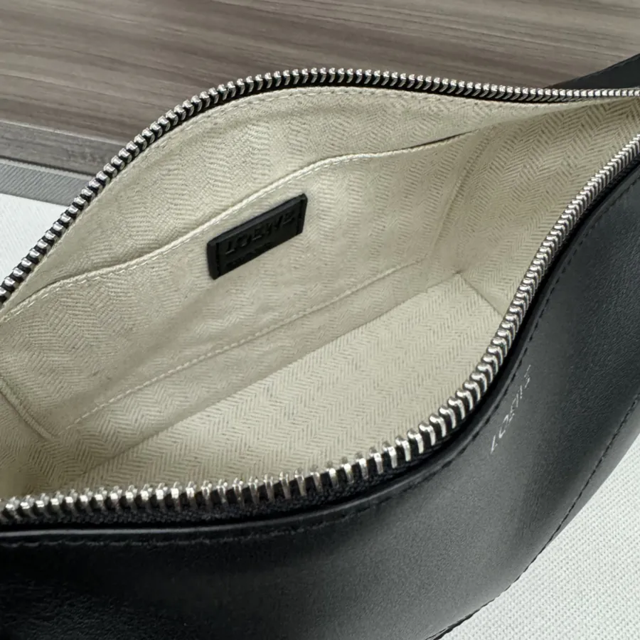 LO℮w℮ New Puzzle Fold Inspired Washbag